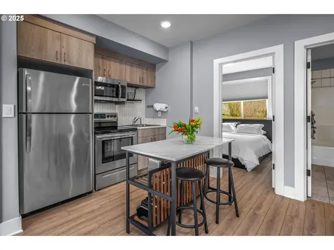 670 NE Webster Street Portland OR 97211