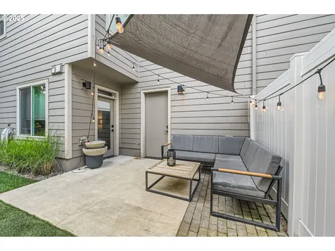670 NE Webster Street Portland OR 97211