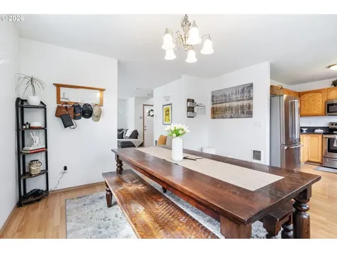8253 N Bliss Street Portland OR 97203