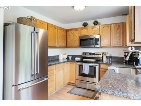 8253 N Bliss Street Portland OR 97203
