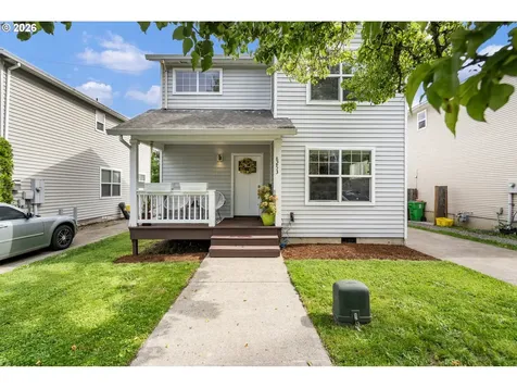 8253 N Bliss Street Portland OR 97203