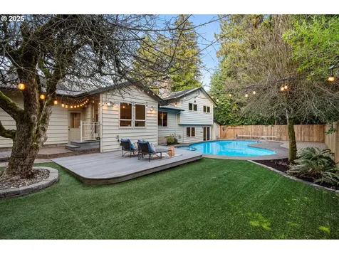 6020 SW Florida Street Portland OR 97219