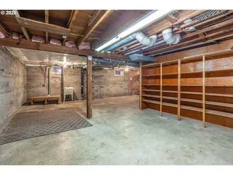 9436 NE Prescott Street Portland OR 97220