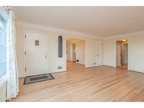 9436 NE Prescott Street Portland OR 97220