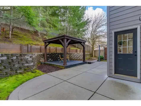 1155 Little John Loop Salem OR 97304