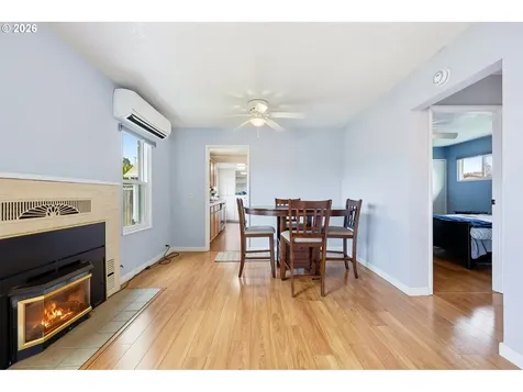 896 5th Street Lafayette OR 97127