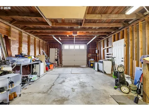 896 5th Street Lafayette OR 97127