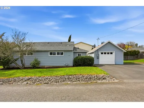 896 5th Street Lafayette OR 97127
