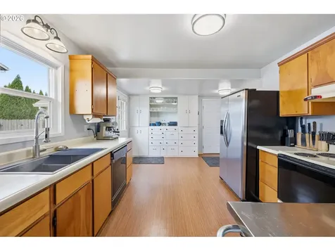 896 5th Street Lafayette OR 97127
