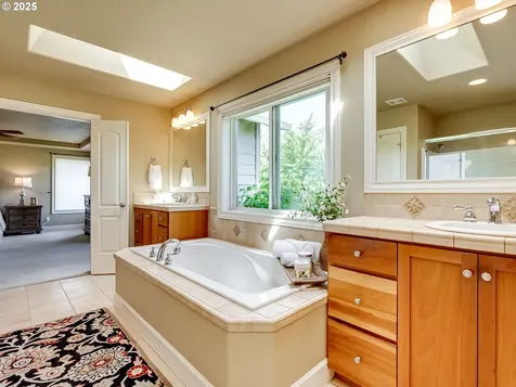 1600 S Redwood Street Canby OR 97013