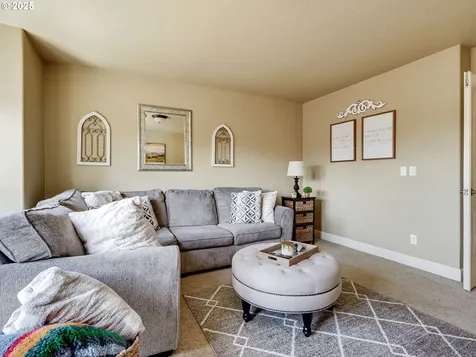 1600 S Redwood Street Canby OR 97013