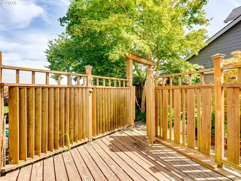 1600 S Redwood Street Canby OR 97013