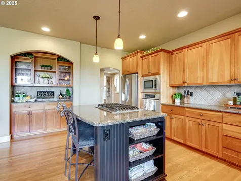 1600 S Redwood Street Canby OR 97013