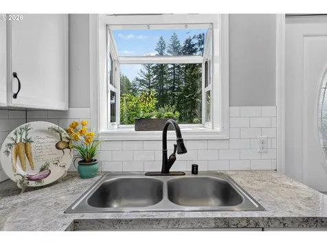 28605 NE Reilly Road Camas WA 98607