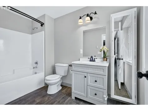 28605 NE Reilly Road Camas WA 98607