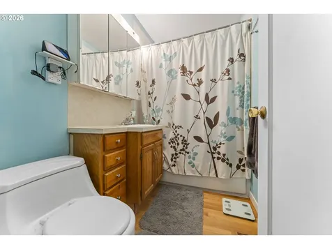 18335 NE Flanders Street Portland OR 97230