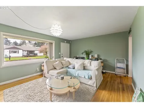 18335 NE Flanders Street Portland OR 97230