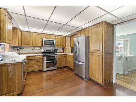 18335 NE Flanders Street Portland OR 97230