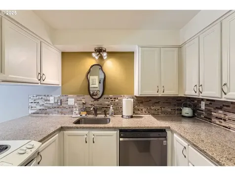 6807 SW 180th Avenue Beaverton OR 97007