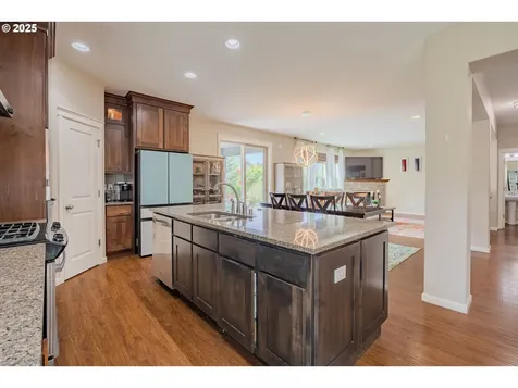 16103 NE 102nd Way Vancouver WA 98682