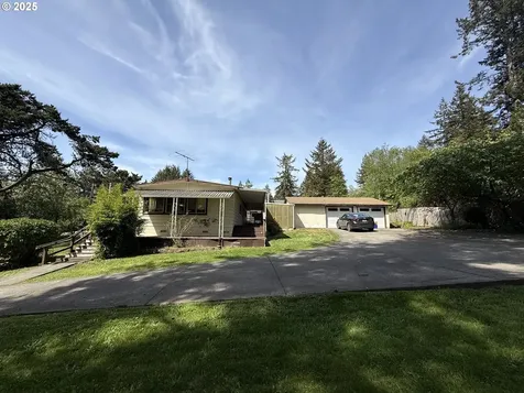 17813 Aqua Vista Lane Brookings OR 97415