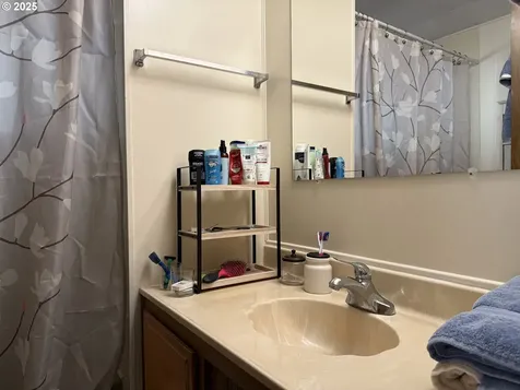 17813 Aqua Vista Lane Brookings OR 97415