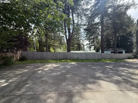 17813 Aqua Vista Lane Brookings OR 97415