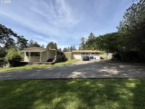 17813 Aqua Vista Lane Brookings OR 97415