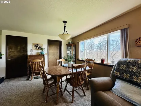 1814 SW 45th Street Pendleton OR 97801
