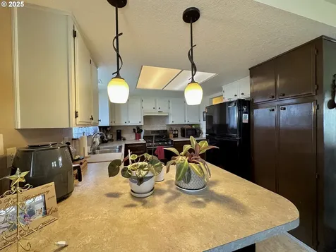 1814 SW 45th Street Pendleton OR 97801