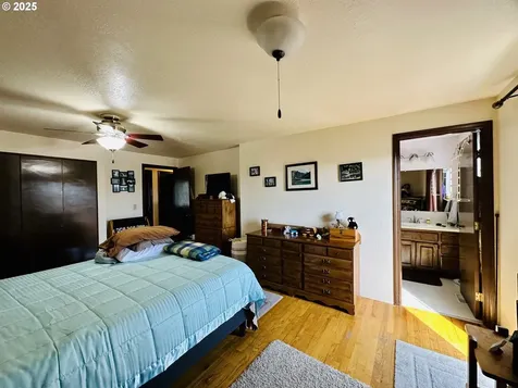 1814 SW 45th Street Pendleton OR 97801