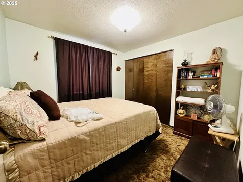 1814 SW 45th Street Pendleton OR 97801