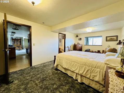 1814 SW 45th Street Pendleton OR 97801