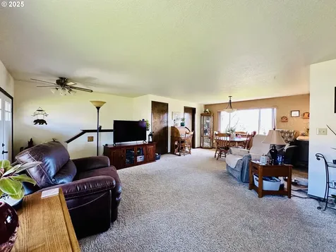 1814 SW 45th Street Pendleton OR 97801