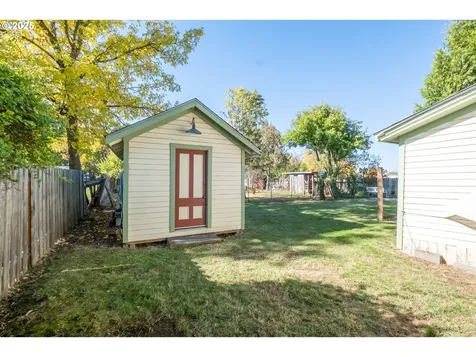 1119 Ash Street Brownsville OR 97327