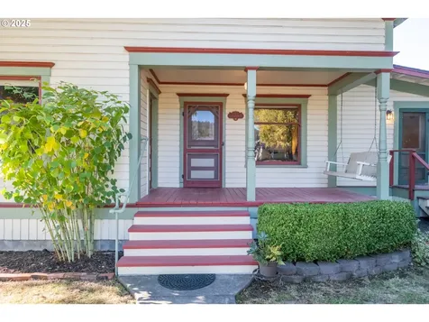 1119 Ash Street Brownsville OR 97327
