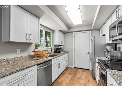 125 Crona Street Junction City OR 97448