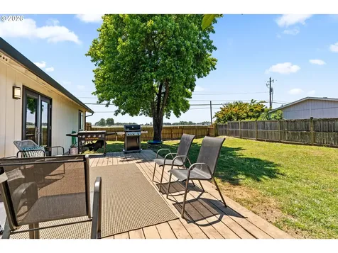 125 Crona Street Junction City OR 97448