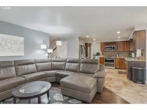 19585 Glenview Court Oregon City OR 97045