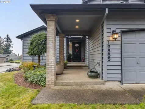 19585 Glenview Court Oregon City OR 97045
