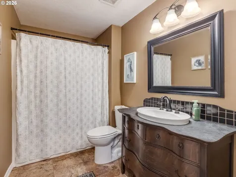 19585 Glenview Court Oregon City OR 97045