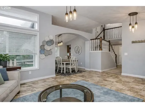 19585 Glenview Court Oregon City OR 97045