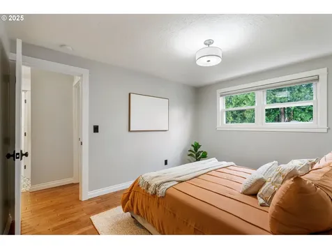 8807 SW 8th Avenue Portland OR 97219