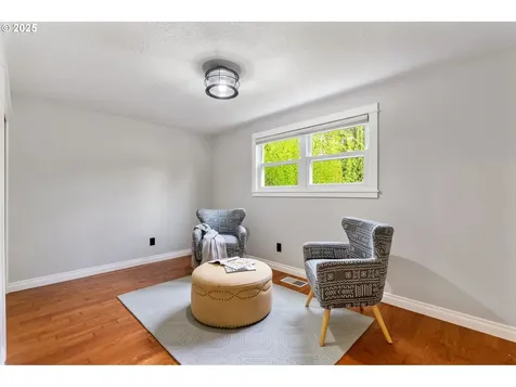 8807 SW 8th Avenue Portland OR 97219