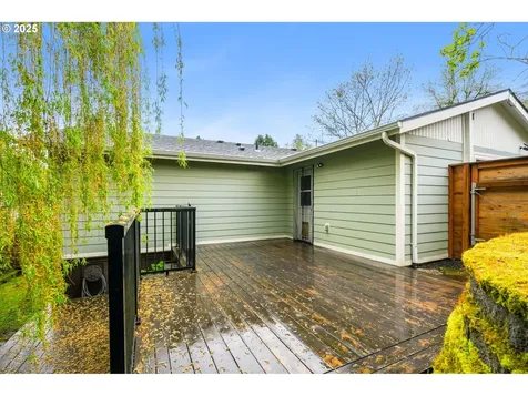 8807 SW 8th Avenue Portland OR 97219