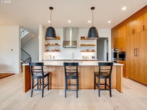 522 NE Province Drive Camas WA 98607