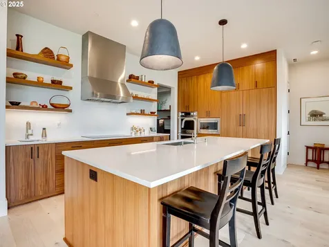522 NE Province Drive Camas WA 98607