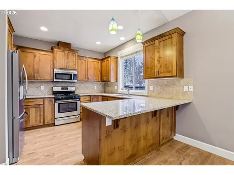 1020 N Juniper Street Canby OR 97013