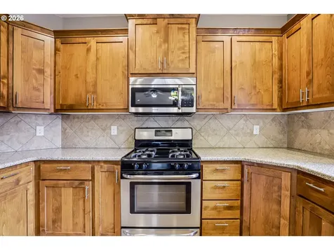 1020 N Juniper Street Canby OR 97013