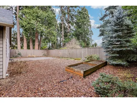 1020 N Juniper Street Canby OR 97013